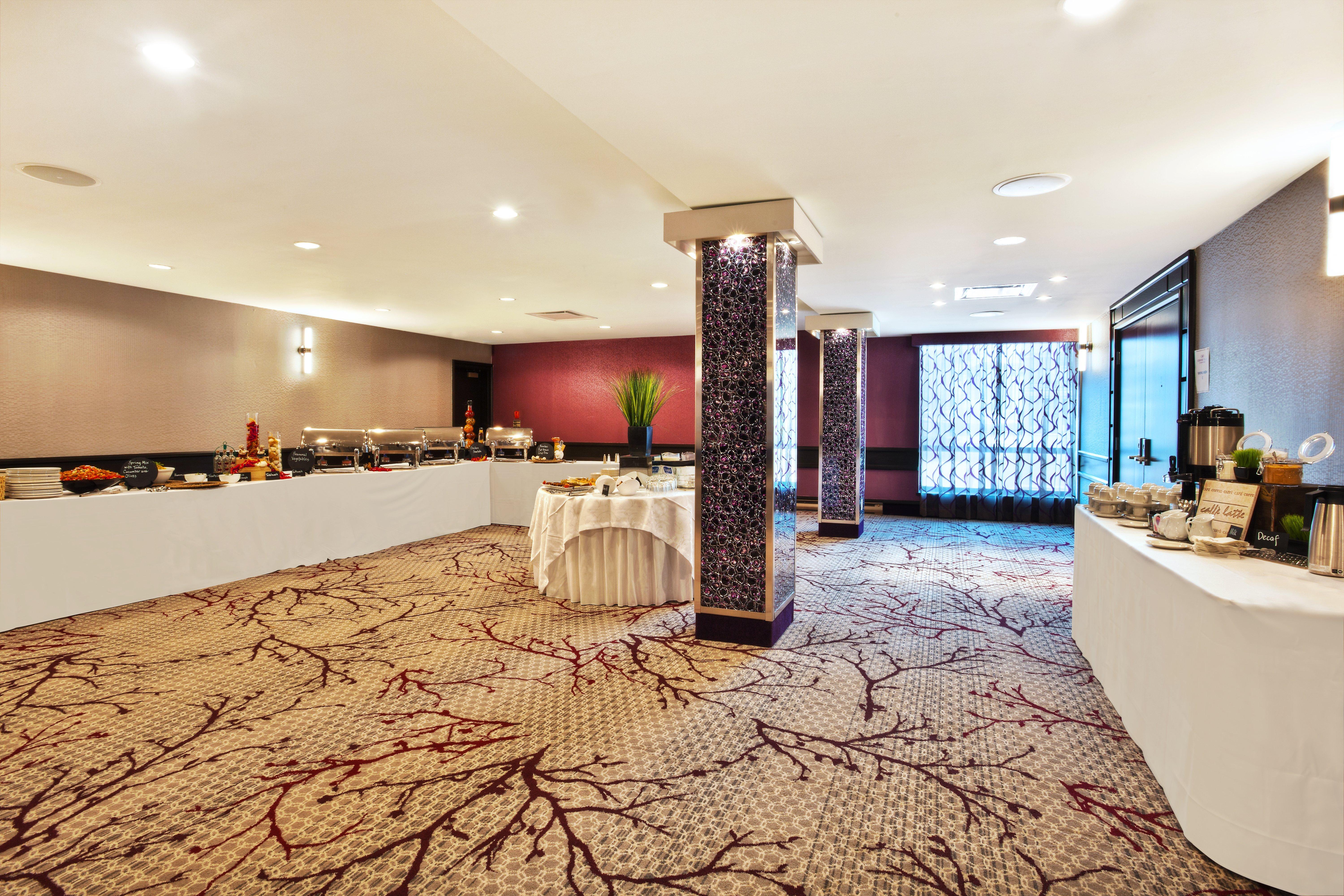 Crowne Plaza Kitchener-Waterloo By Ihg Hotel Exterior foto
