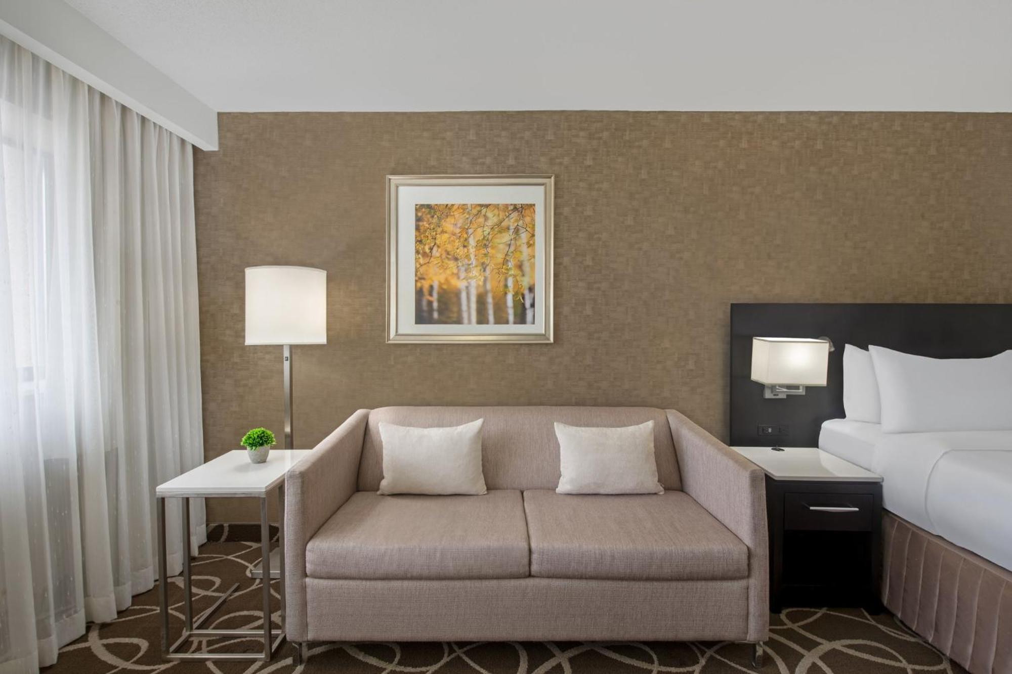 Crowne Plaza Kitchener-Waterloo By Ihg Hotel Exterior foto